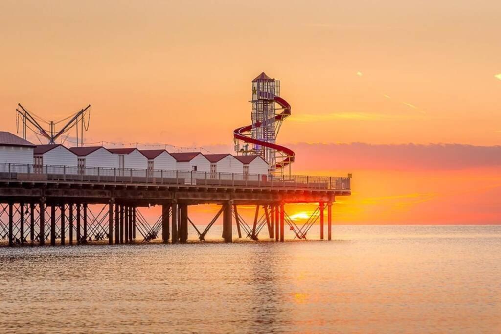 Grand 2 Bed Georgian Apartment At Florence House With King Bed, In The Heart Of Herne Bay & 300M From Beach Екстер'єр фото